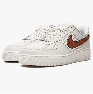 Nike Women's Air Force 1 Low DZ5228-100 Basketball W Sz 9.5/M Sz 8